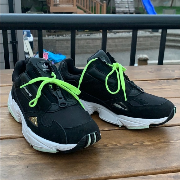 Adidas sneakers - Picture 3 of 4